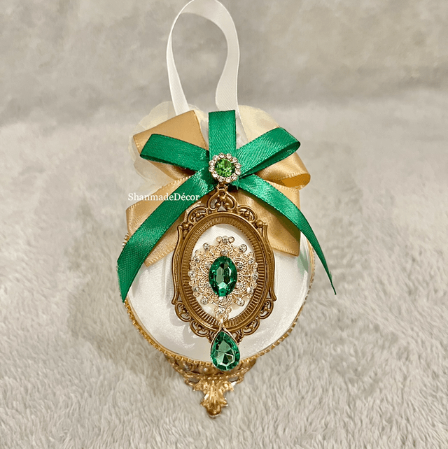 Emerald Satin Bauble Ornament Keepsake