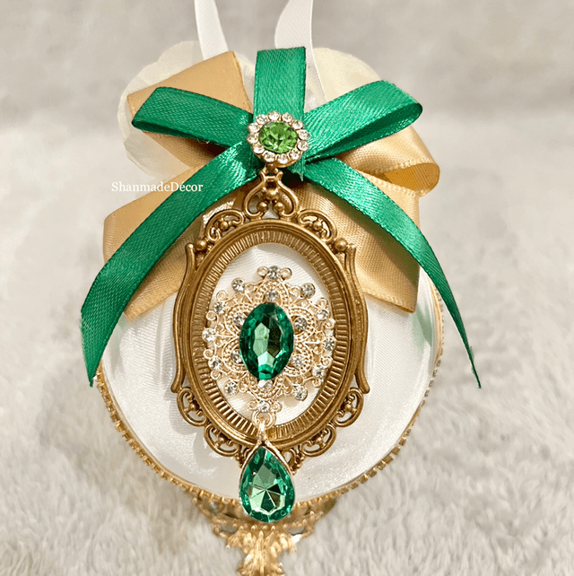 Emerald Satin Bauble Ornament Keepsake