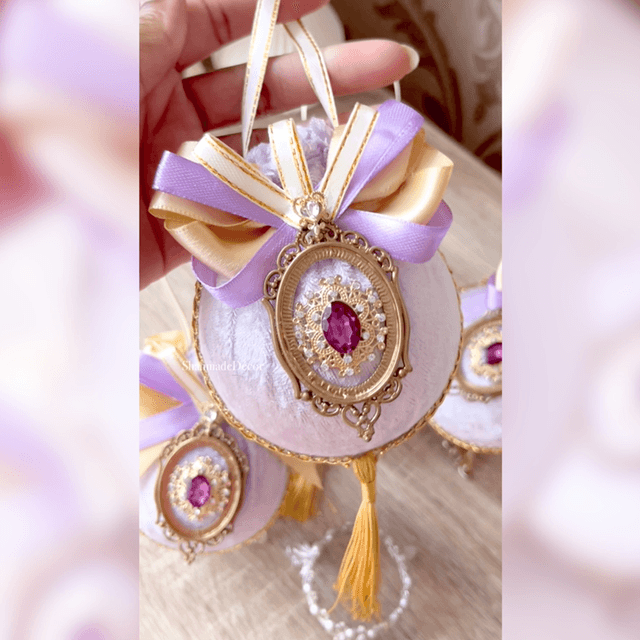 Lilac & Gold Velvet Bauble Ornaments
